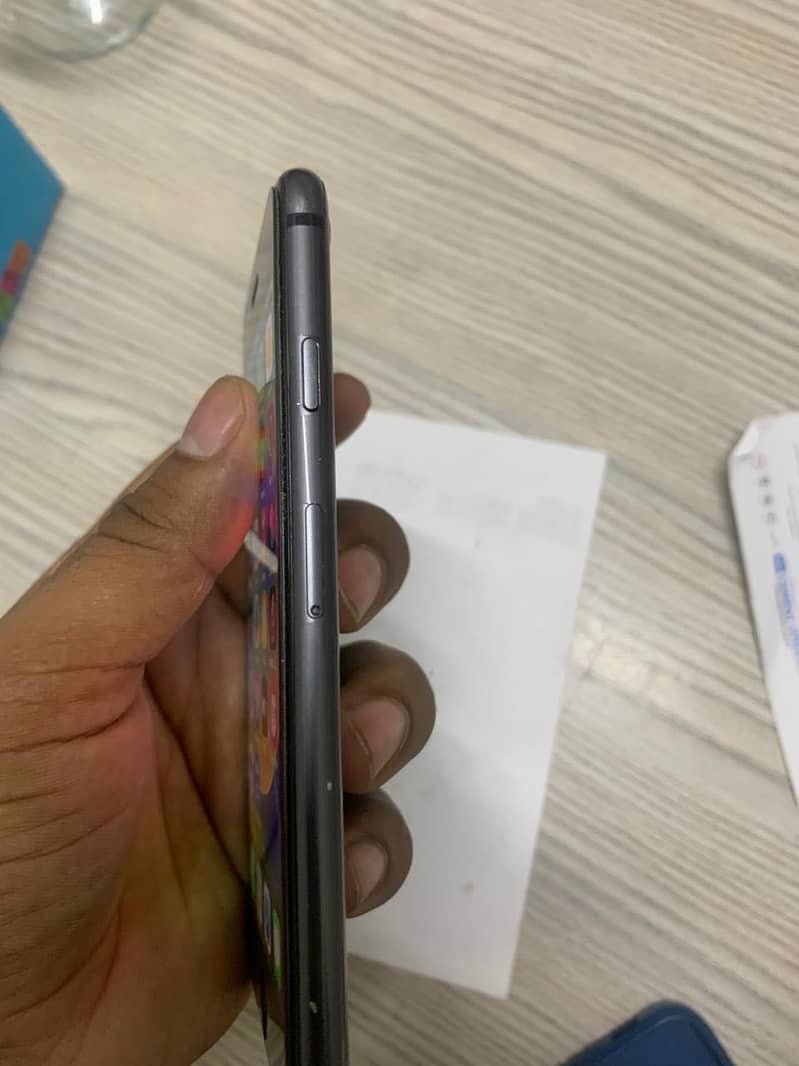 Apple iPhone 8 2