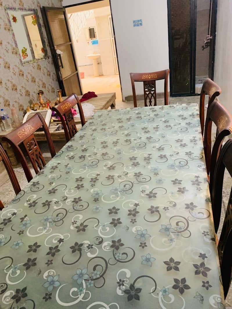 8 sitters dining table 3