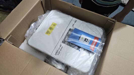 BRAND NEW INVEREX 6kW SOLAR INVERTER