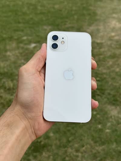 Apple iPhone 12