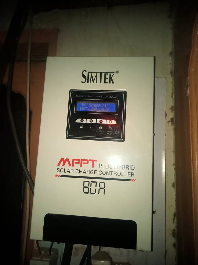 80 Amp simtek Charge controller 0