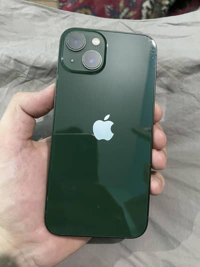 Apple iPhone 13