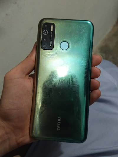 Tecno CAMON 15