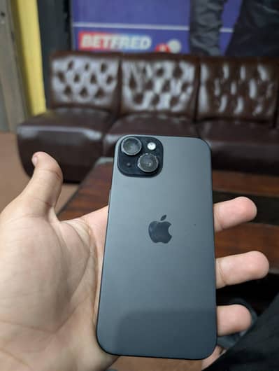 Apple iPhone 15