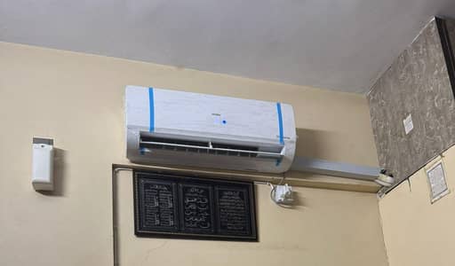 Haier inverter 1 ton 20 days used