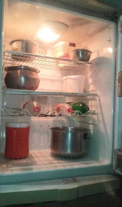 waves Refrigerator for sale