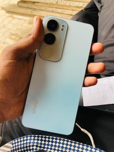 Vivo Y19s