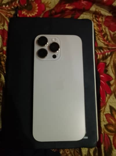 Apple iPhone 16 Pro Max