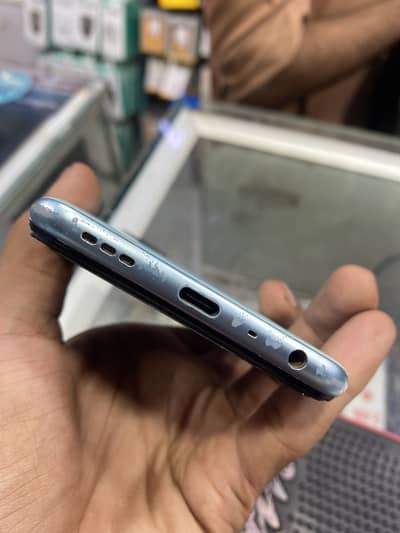 OPPO A76