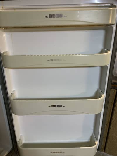 Hi zone refrigerator