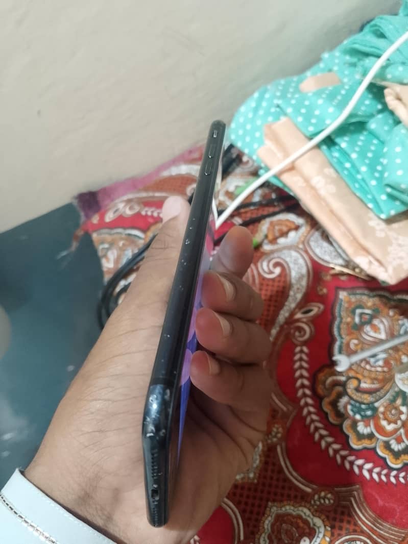Apple iPhone 7 Plus 2