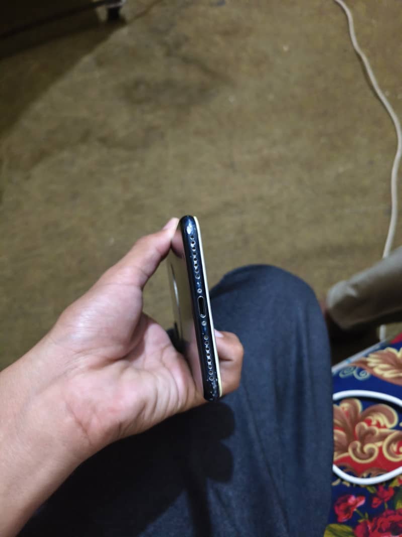 Apple iPhone 7 Plus 3