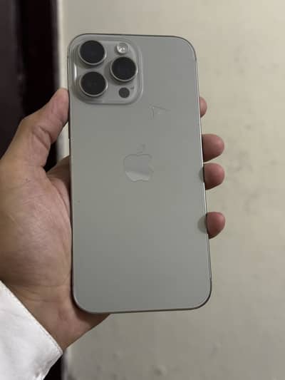 Apple iPhone 16 Pro Max