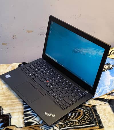 Lenovo Thinkpad X280 Ultra slim Intel Core i5 - 8th generation
