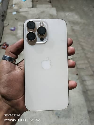 Apple iPhone 16 Pro Max JV