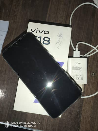 Vivo Y18