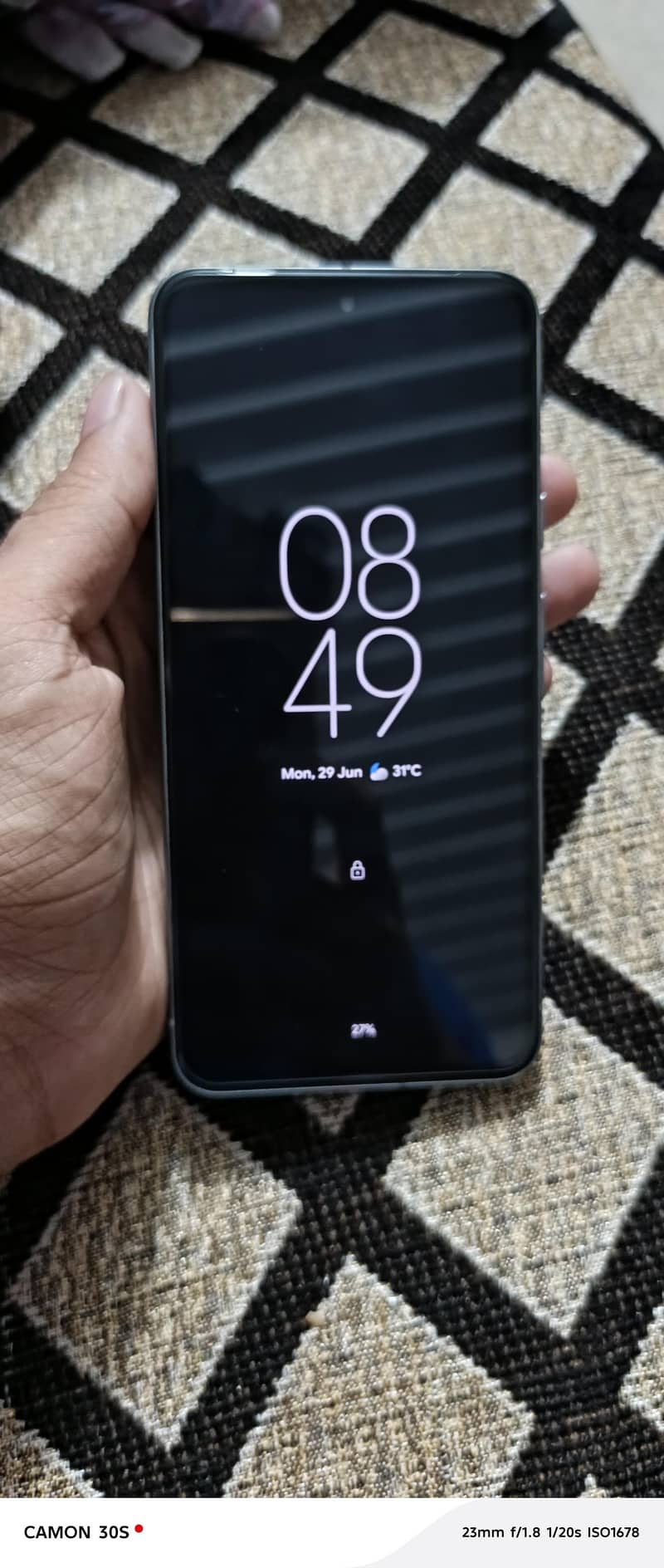 Google Pixel 8 1
