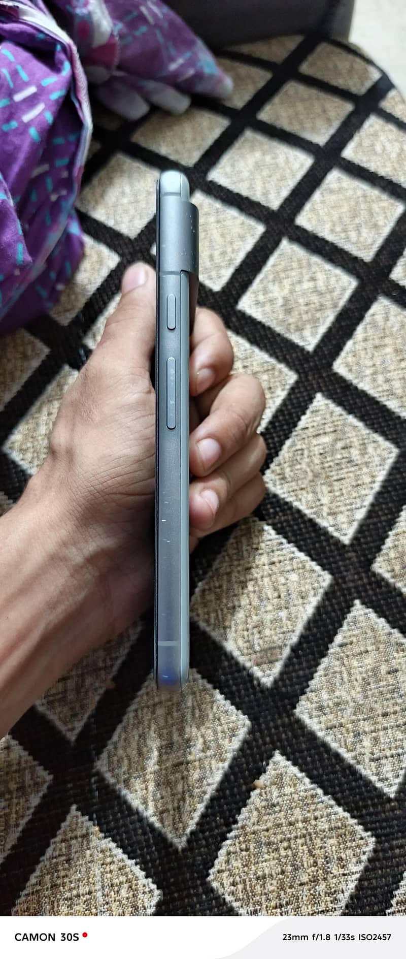 Google Pixel 8 3
