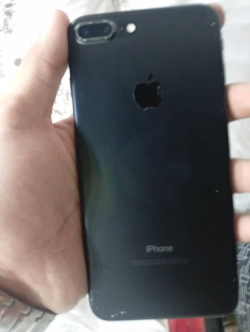 Apple iPhone 7 Plus 0