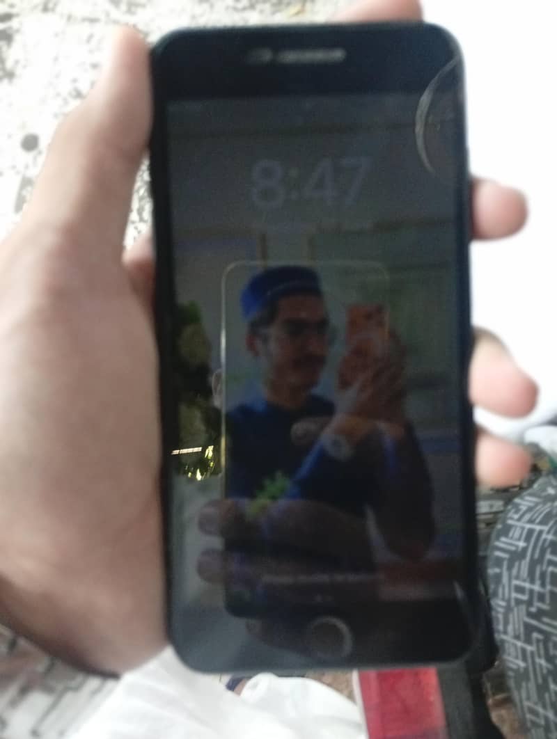 Apple iPhone 7 Plus 3