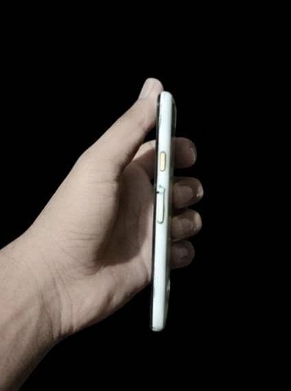 Google Pixel 4a 1
