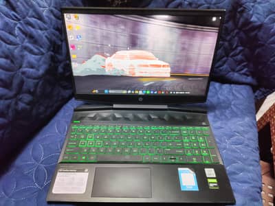 I am selling my HP PAVILION 15 Gaming laptop