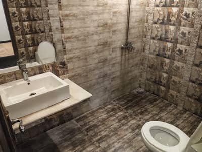 Upper portion for rent