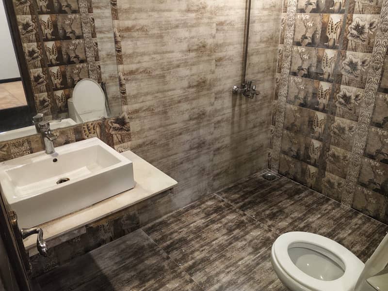 Upper portion for rent 0