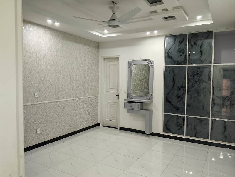 Upper portion for rent 2