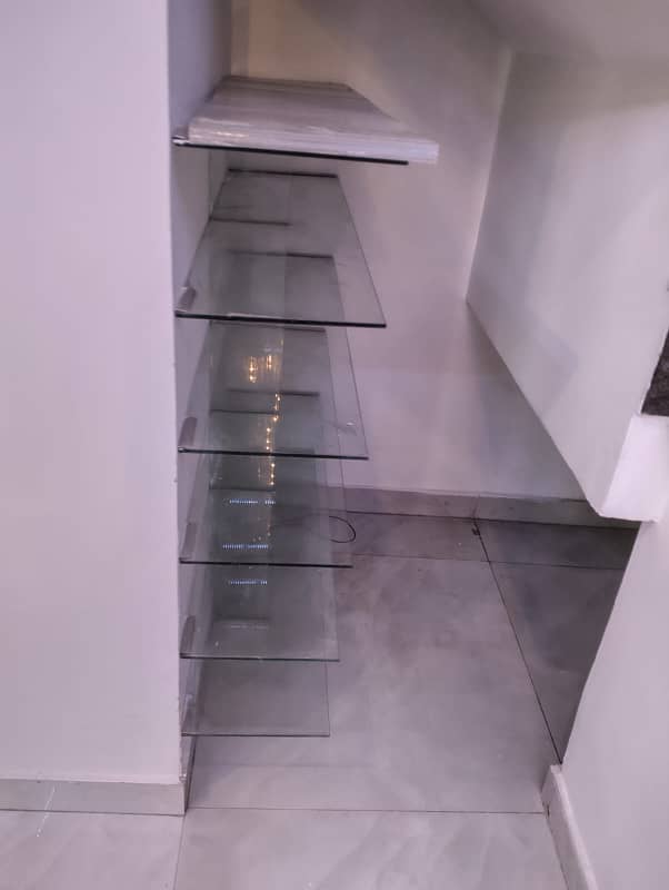Upper portion for rent 3