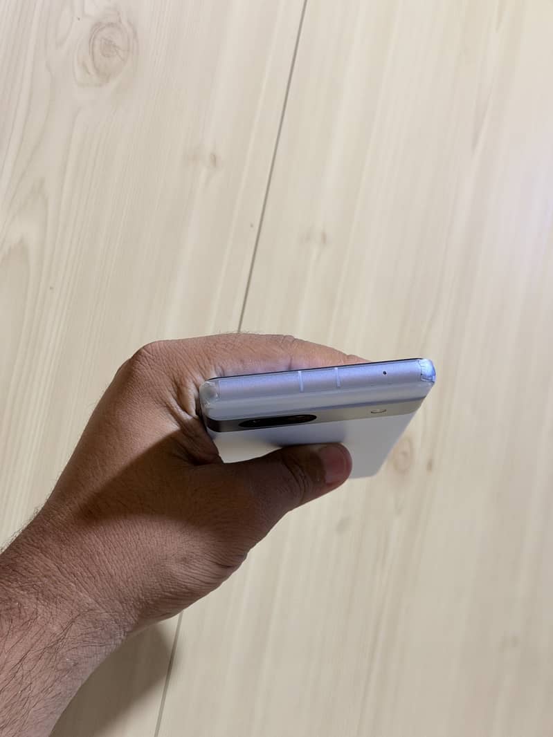 Google Pixel 7a 1
