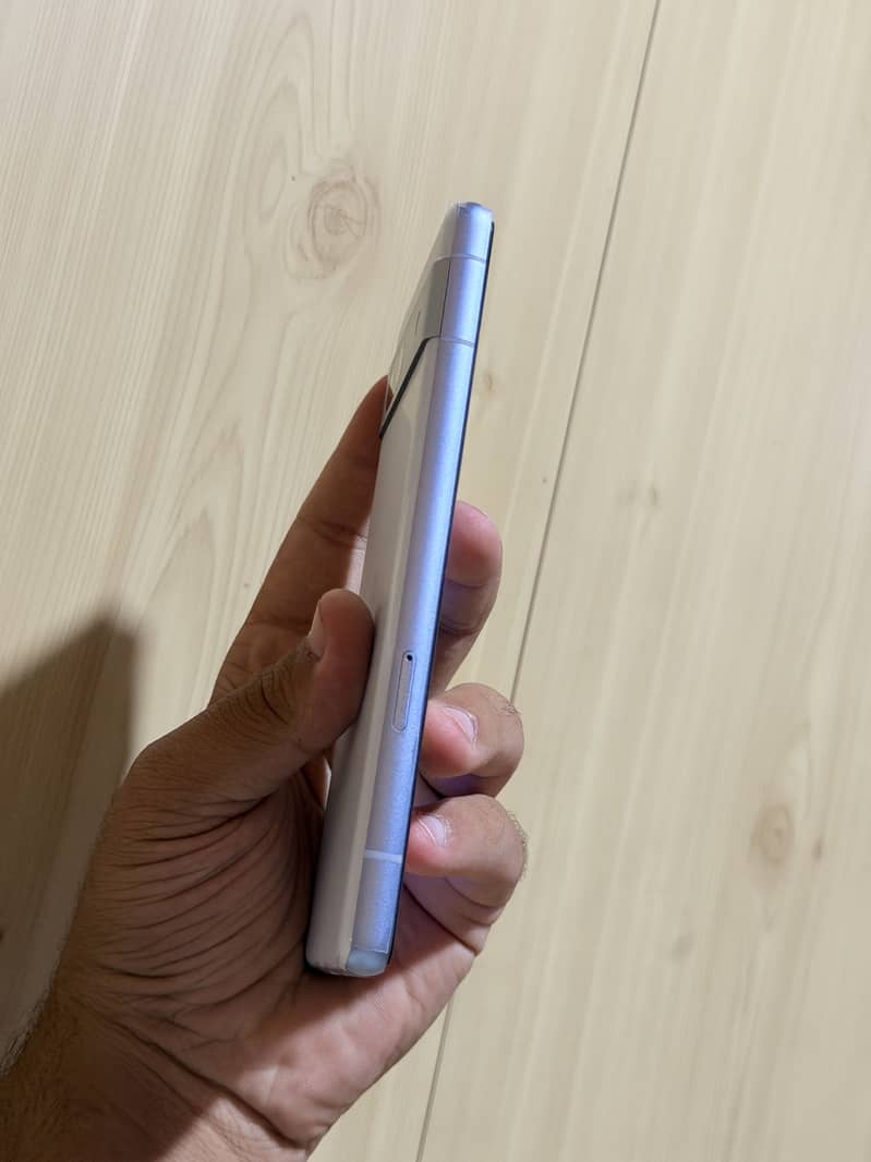 Google Pixel 7a 4