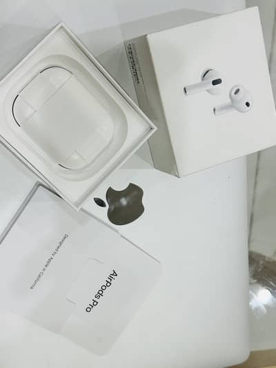 AirPods Pro 3 just active
