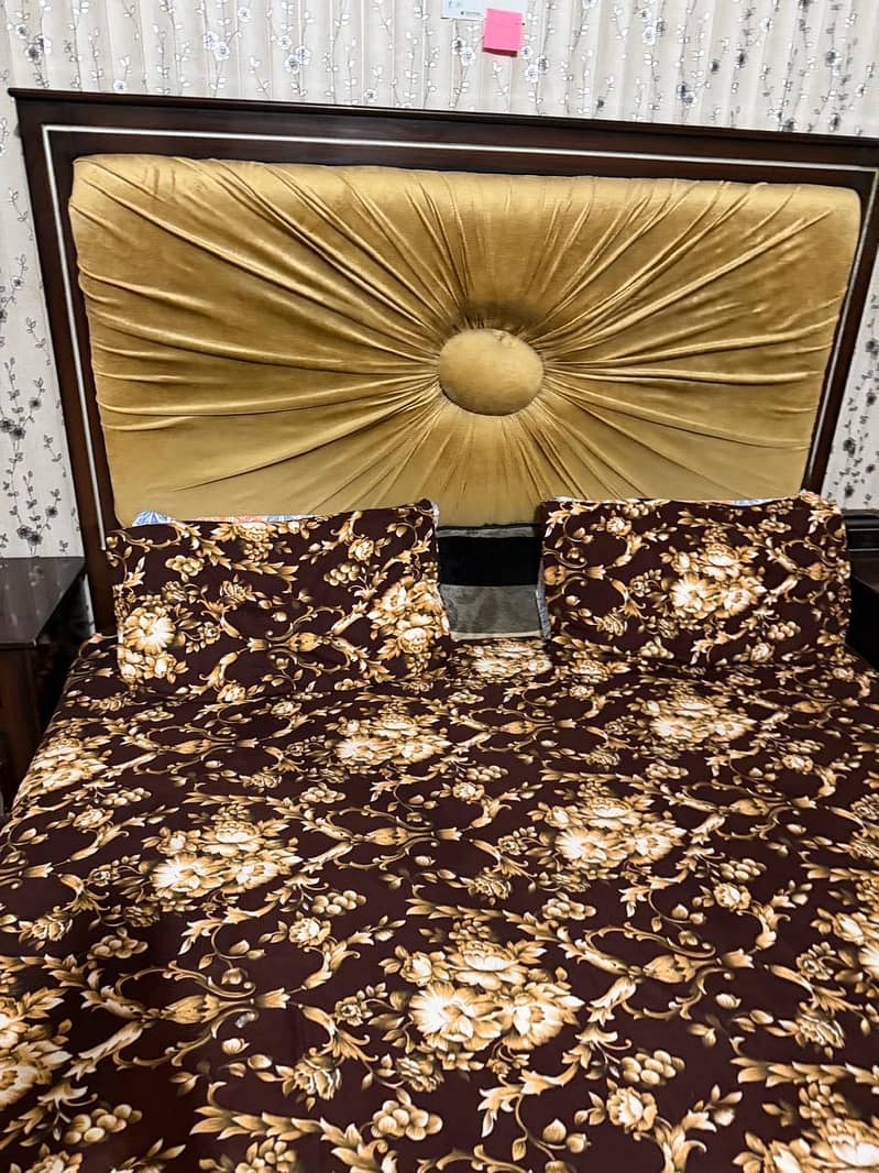 Bed side tables with dressing table 2