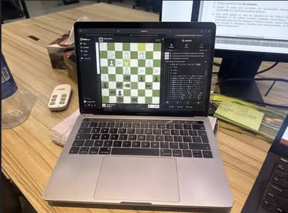 Macbook Pro 2017 8/512 (Touch Bar)