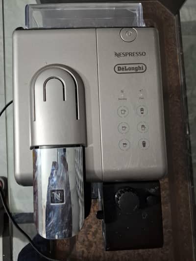 Delonghi Nespresso Coffee Machine
