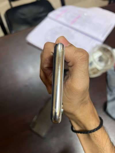 iPhone X