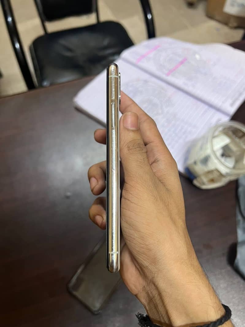 iPhone X 11