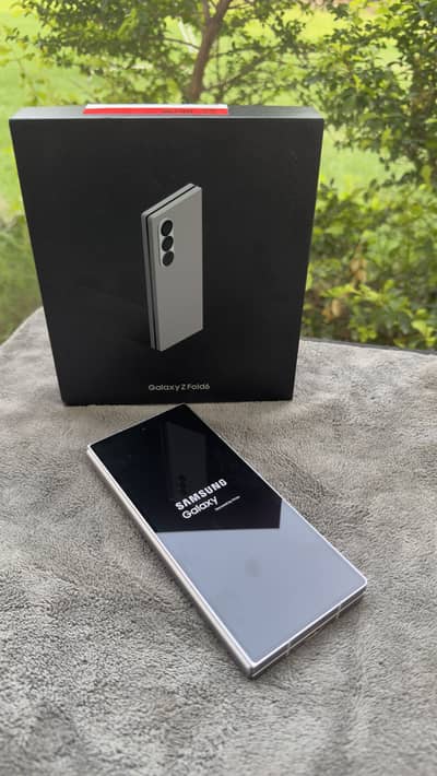 Samsung Z Fold 6