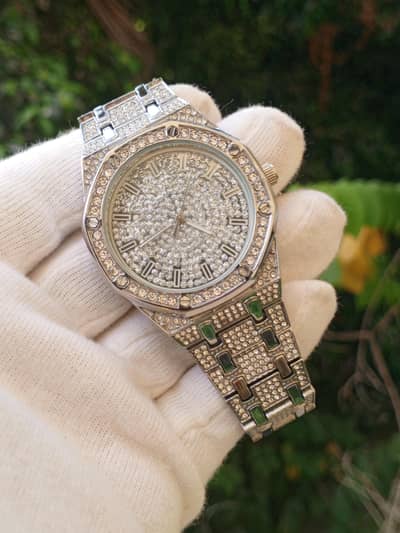 AP ROYAL OAK STYLE ICED OUT CONTACT 03432655513