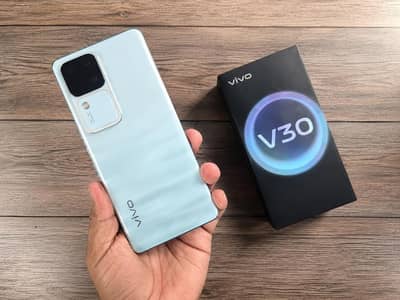 Vivo V30