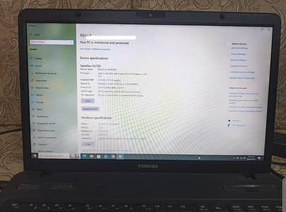 AMD E-300 APU with Radeon(tm) HD 1GB Graphics