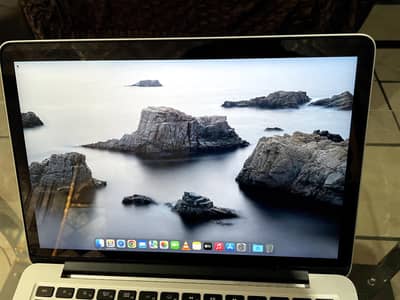 Apple MacBook Pro 2015 13 inch Retina  8GB RAM  256GB SSD