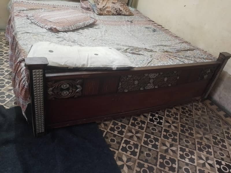 king bed 0
