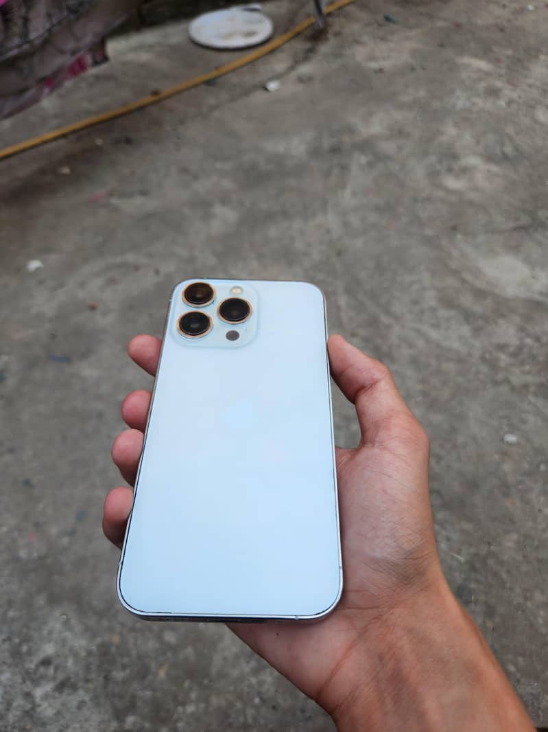 13 pro 5