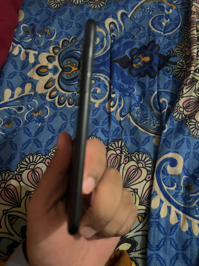 Apple iPhone 7 4
