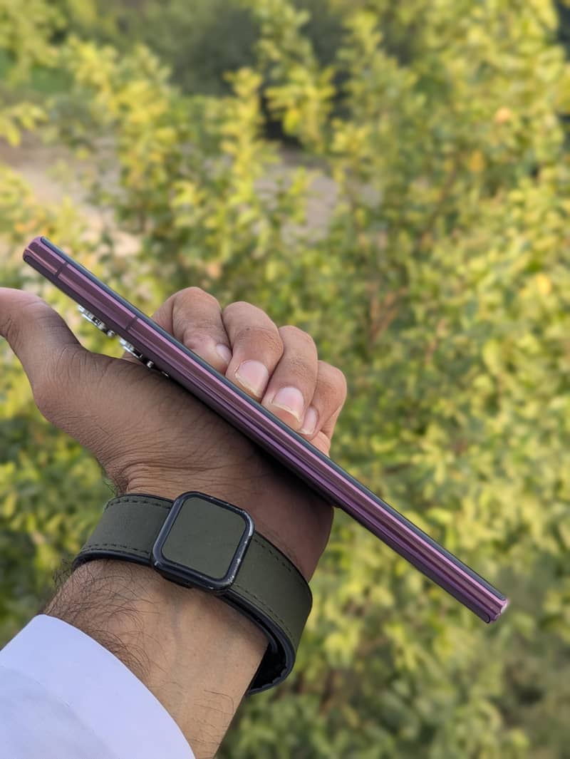 Mobile 3