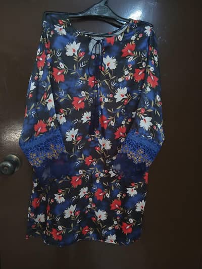 women's 3-piece suit - Size Medium