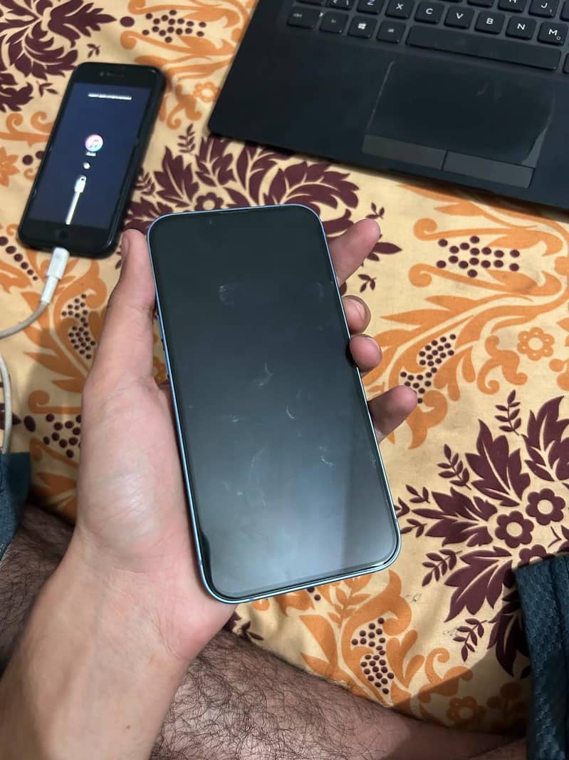Apple iPhone 14 2