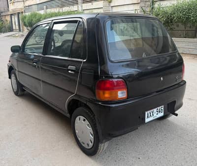 Daihatsu Cuore 2012 Auto